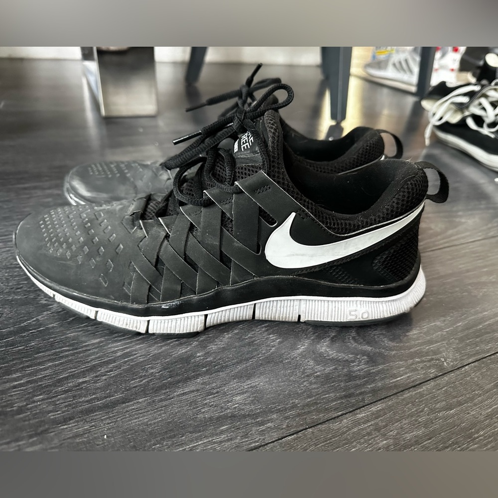 Nike trainers 5.0 black and white size 12